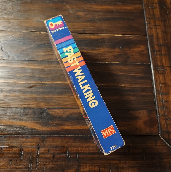 Fast Walking - VHS - Picture 2 of 5